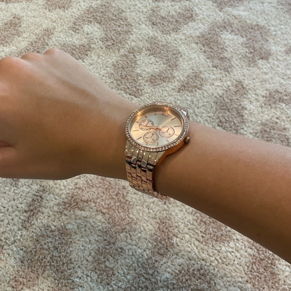 Rose‎ Gold Rhinestone-Encrusted Chic Watch - Picture 7 of 8